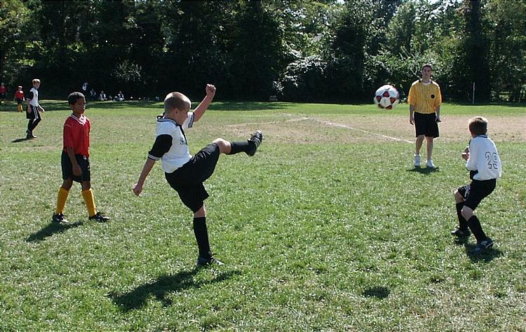 Ryan Playing Soccer for St. Dominic vs. St. Lawrence Pict2901.jpg (112 k)