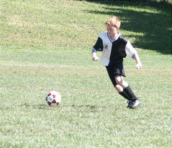 Ryan Playing Soccer for St. Dominic vs. St. Lawrence Pict2944.jpg (63 k)