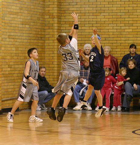 Andrew playing Basketball vs. Lourdes at Holy Family Img_6421.jpg (45 k)