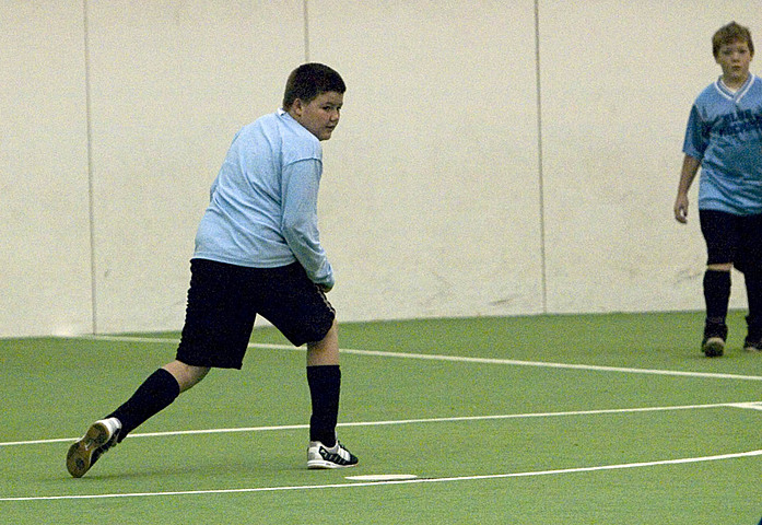 Andy and Ryan Playing Indoor Soccer CRW_2691.jpg (171 k)