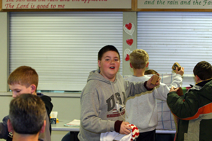 Andy with St. Dominic 5th Grade at YMCA Camp Kern IMG_8747.jpg (175 k)