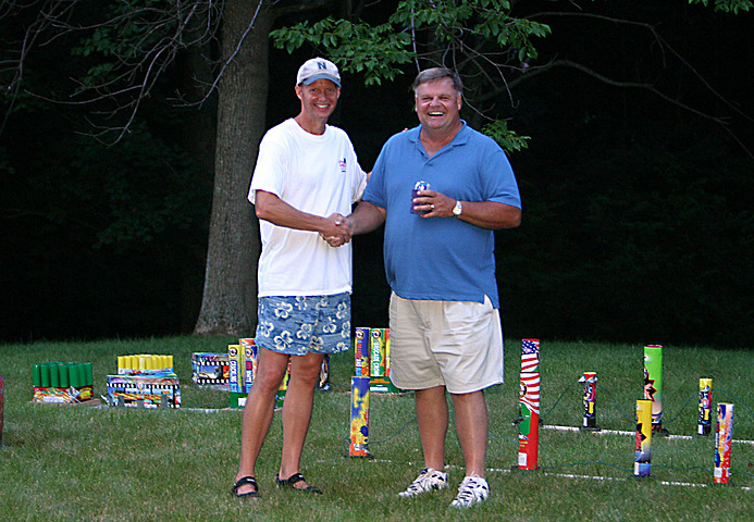 Fourth of July Picnic and Fireworks at Cooks IMG_6814.jpg (194 k)