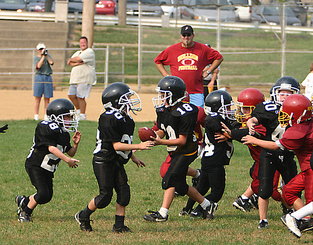 St. Dominic Bandit Football vs. St. Jude IMG_0289.jpg (214 k)