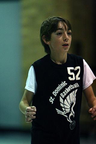 Andrew Playing Basketball vs St. Williams img_5447.jpg (54 k)