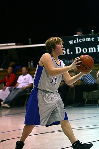 Andrew Playing Basketball vs St. Williams img_5591.jpg (68 k)