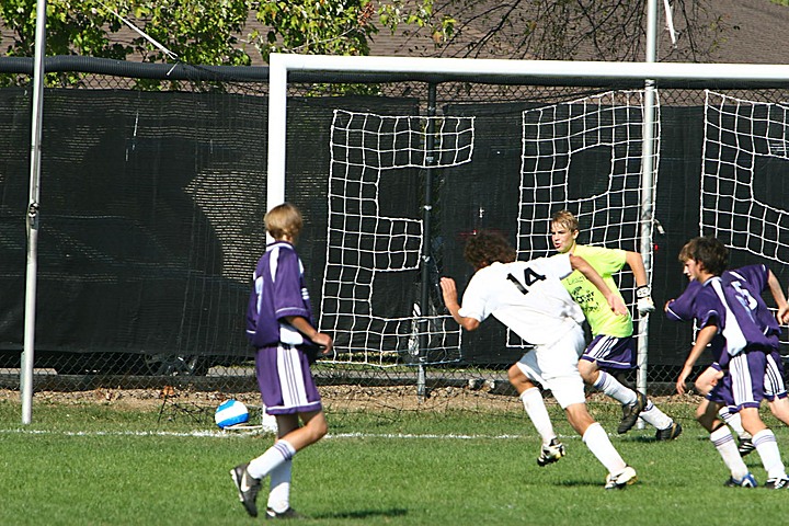 Ryan playing soccer for Elder vs. Lakota East img_3837.jpg (193 k)