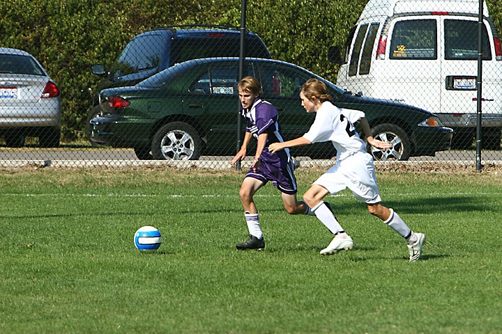 Ryan playing soccer for Elder vs. Lakota East img_3868.jpg (194 k)