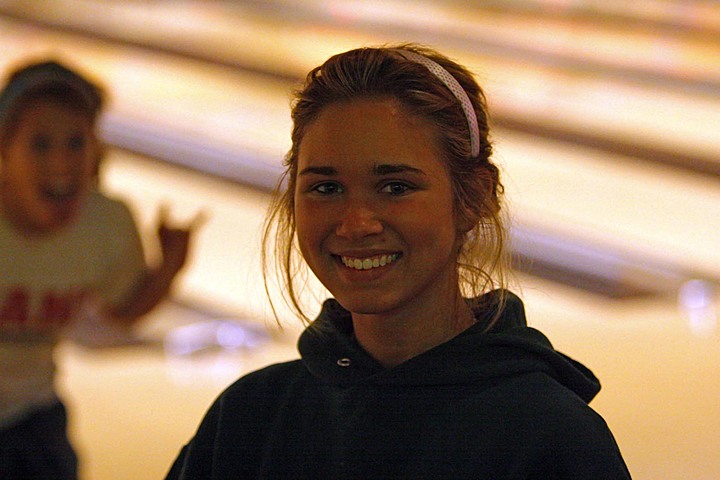 Seton Bowling Practice img_5273_jl.jpg (100 k)