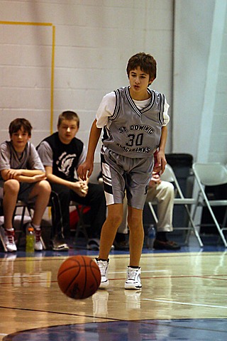 Andrew Basketball vs St. Antoninus img_0575.jpg (75 k)