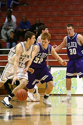 Alex Playing Basketball  for Elder vs Lakota East img_5649.jpg (89 k)