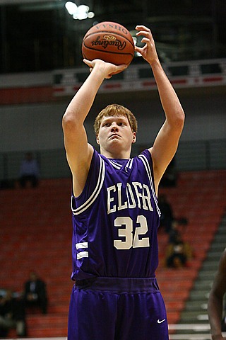 Alex Playing Basketball  for Elder vs Lakota East img_5890.jpg (67 k)