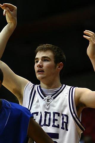 Elder Varsity Basketball vs Woodward img_6763.jpg (59 k)