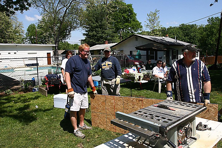 Remodeling Moms Cottage - Saturday img_3738.jpg (229 k)