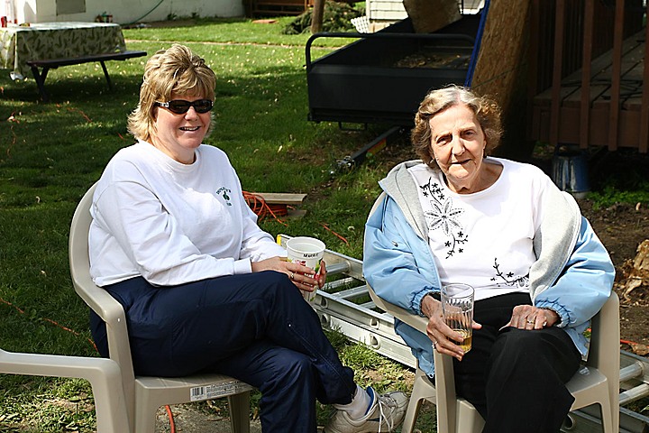 Remodeling Moms Cottage - Saturday img_3975.jpg (159 k)