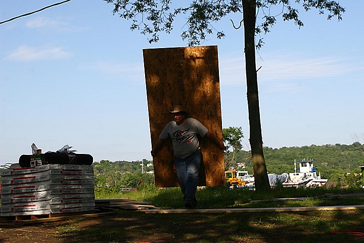 Remodeling Moms Cottage - Saturday img_4154.jpg (132 k)