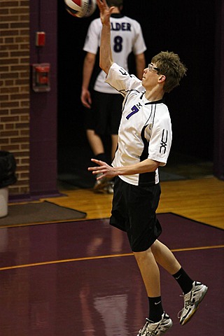 Elder JV Volleyball vs. Lasalle img_4667.jpg (61 k)