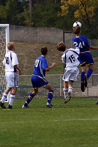 Elder Freshman Soccer vs Moeller img_5873.jpg (83 k)