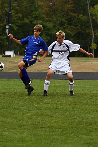 Elder Freshman Soccer vs Moeller img_6103.jpg (78 k)