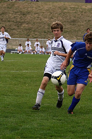 Elder Freshman Soccer vs Moeller img_6162.jpg (87 k)