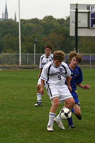 Elder Freshman Soccer vs Moeller img_6661.jpg (76 k)