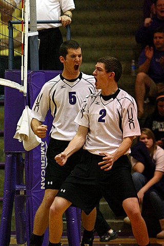 Elder Varsity Volleyball vs Centerville img_8021.jpg (81 k)