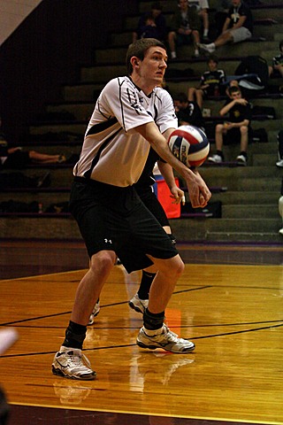 Elder Varsity Volleyball vs Centerville img_8047.jpg (76 k)