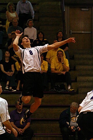 Elder Varsity Volleyball vs Centerville img_8059.jpg (70 k)