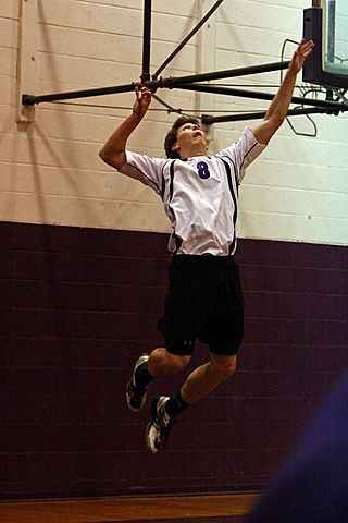 Elder Varsity Volleyball vs Centerville img_8112.jpg (64 k)