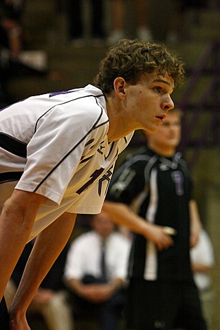 Elder Varsity Volleyball vs Centerville img_8119.jpg (65 k)