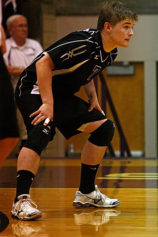 Elder Varsity Volleyball vs Centerville img_8121.jpg (75 k)