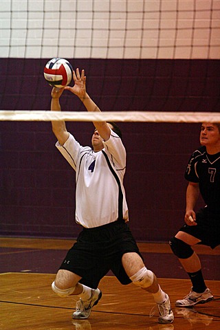 Elder Varsity Volleyball vs Centerville img_8264.jpg (67 k)