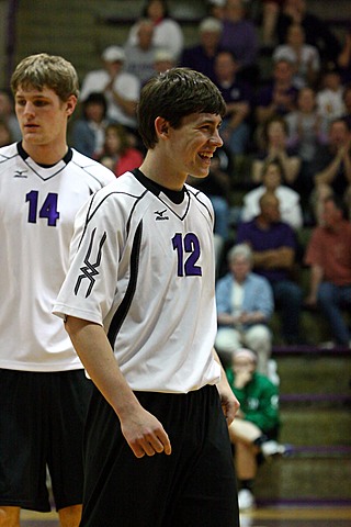 Elder Varsity Volleyball vs Centerville img_8516.jpg (71 k)