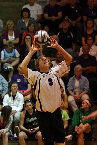 Elder Varsity Volleyball vs Centerville img_8527.jpg (79 k)