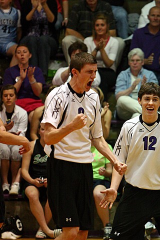 Elder Varsity Volleyball vs Centerville img_8554.jpg (82 k)