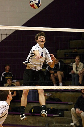 Elder Varsity Volleyball vs Centerville img_8602.jpg (69 k)