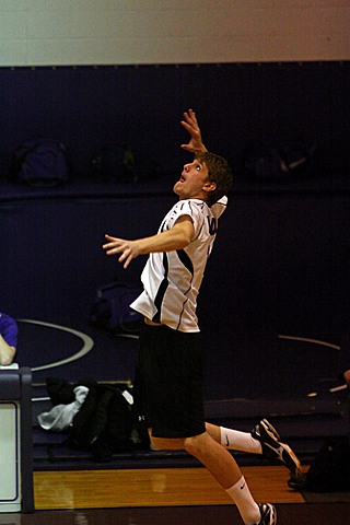 Elder Varsity Volleyball vs Centerville img_8647.jpg (56 k)