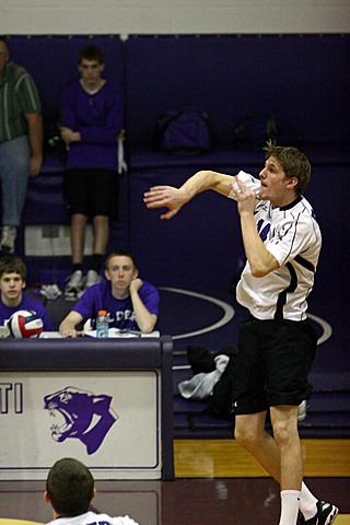 Elder Varsity Volleyball vs Centerville img_8648.jpg (67 k)