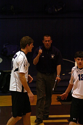 Elder Varsity Volleyball vs Centerville img_8651.jpg (60 k)