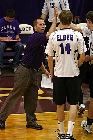 Elder Varsity Volleyball vs Centerville img_8654.jpg (82 k)