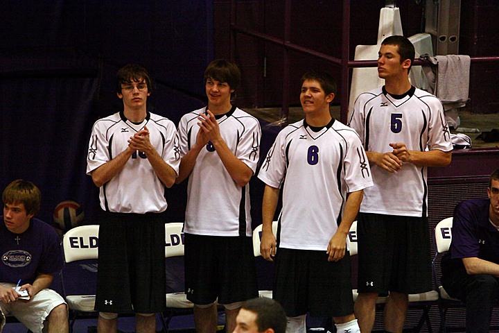 Elder Varsity Volleyball vs Centerville img_8659.jpg (131 k)