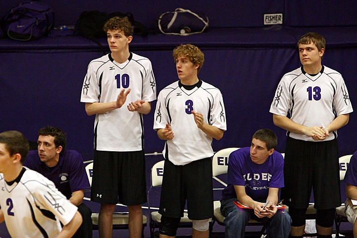 Elder Varsity Volleyball vs Centerville img_8660.jpg (130 k)