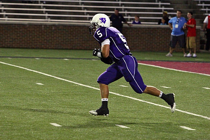 Elder Varsity Football vs. East St. Louis - part 1 img_5930.jpg (149 k)