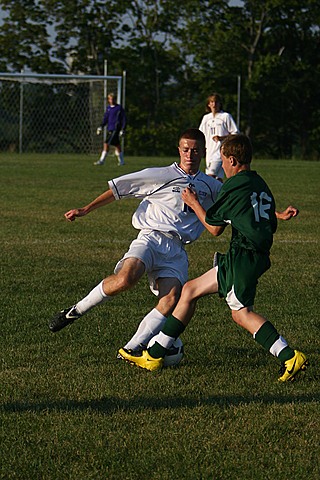 Elder Junior Varsity Soccer vs. Sycamore img_4298.jpg (91 k)