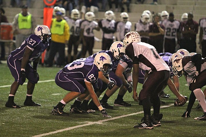 Elder Varsity Football vs West Hi img_7585.jpg (102 k)