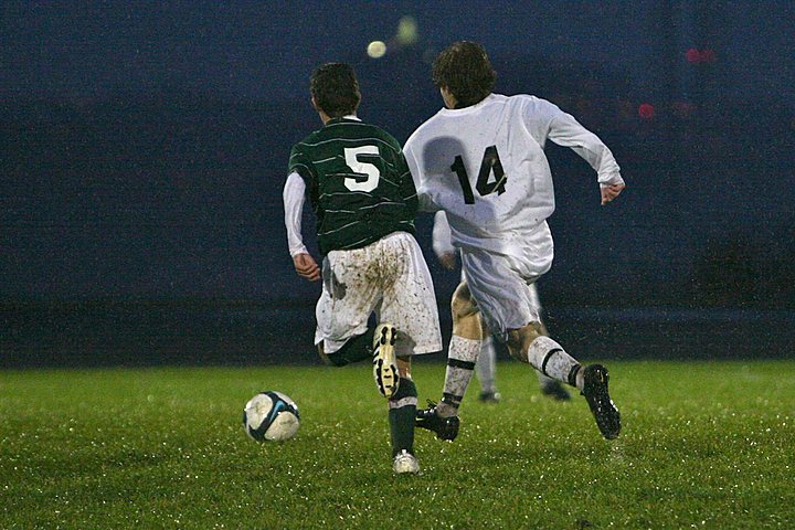 Ryan Playing Elder Varsity Soccer vs. Badin img_4608.jpg (97 k)