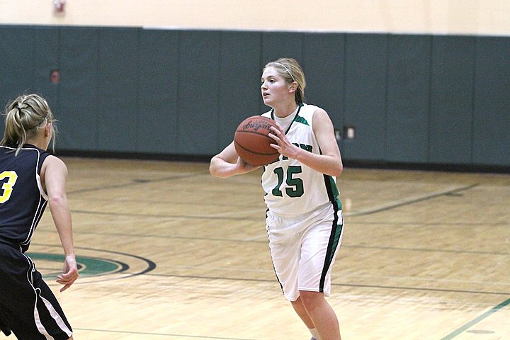 Seton Varsity Basketball vs McAuley img_7901.jpg (69 k)