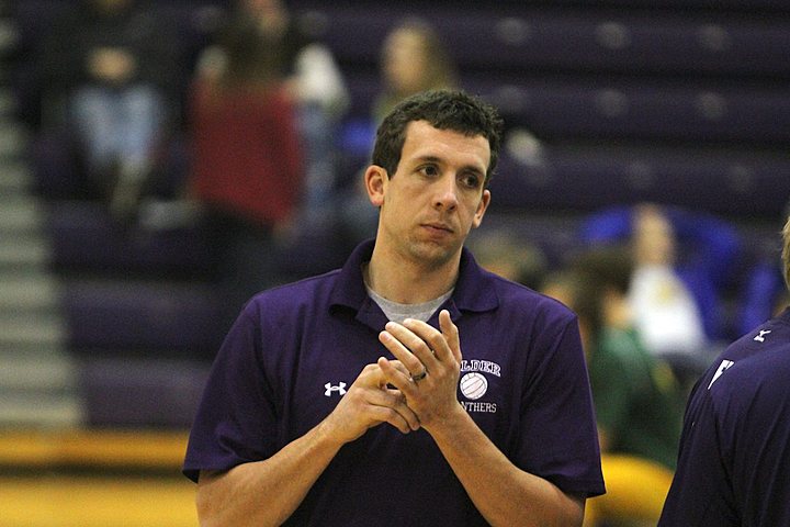 Ryan playing Elder Varsity Volleyball in St. Charles Tournament - Saturday img_4031.jpg (61 k)