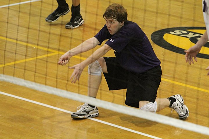 Ryan playing for Elder Varsity Volleyball in Centerville Elite vs St. Edwards img_0187.jpg (66 k)