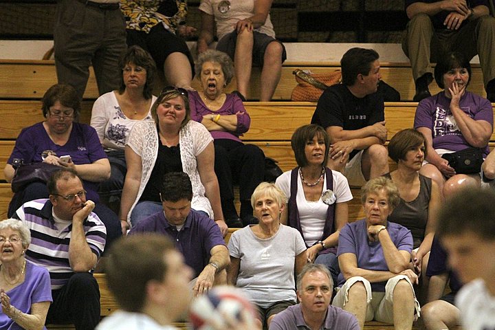 Ryan playing for Elder Varsity Volleyball vs Hamilton Badin img_3785.jpg (98 k)