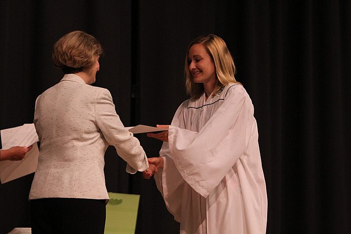 Maggie at Setons Graduation Award Ceremony img_4985.jpg (48 k)